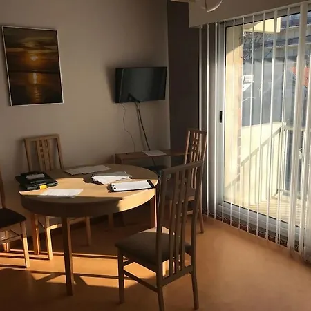 Apartment T2 Centre, Commerces Et A Pied Arcachon